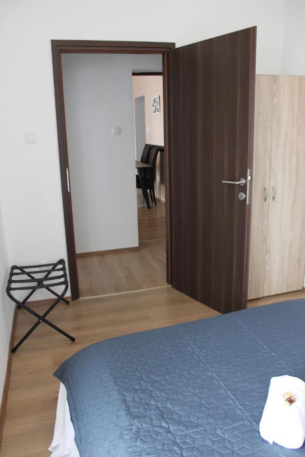 Apartman Lovro リエカ エクステリア 写真